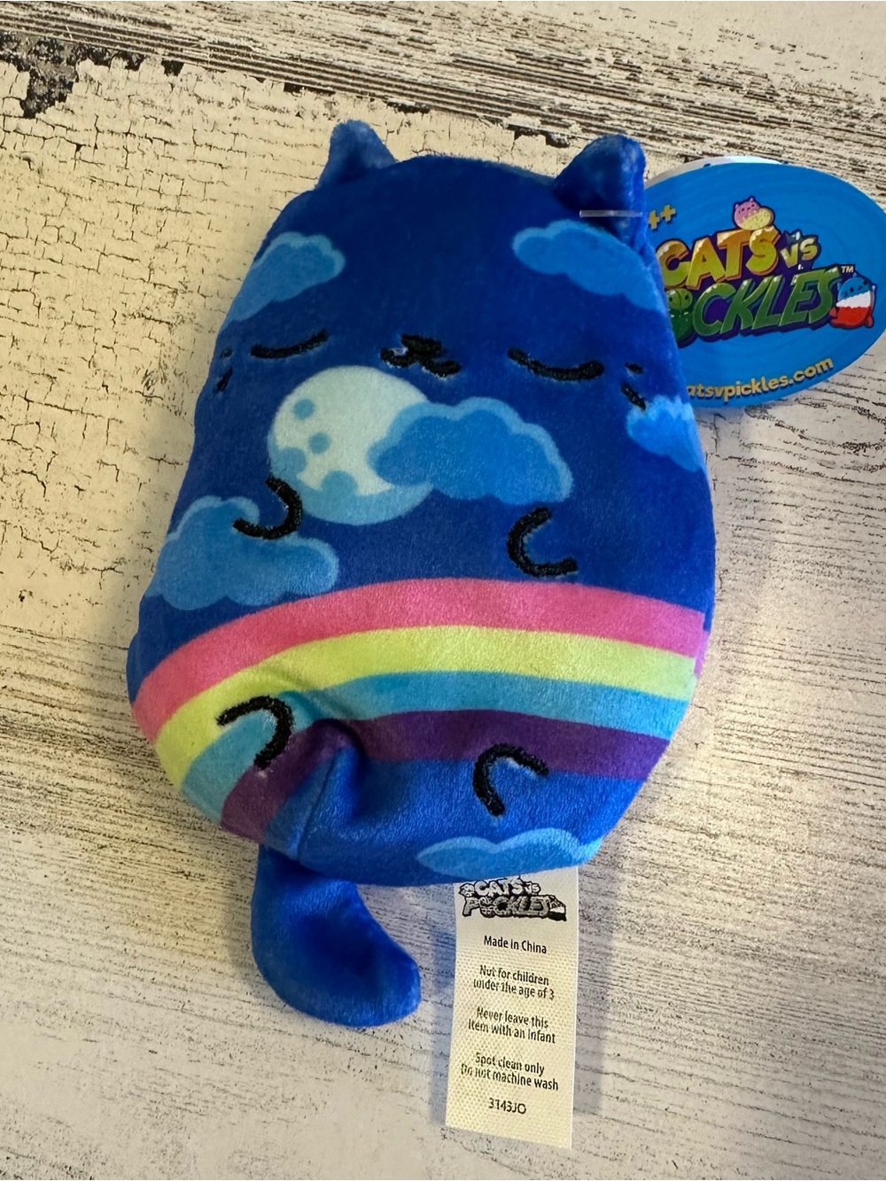 Cats vs Pickles Lunar Rainbow #496 Fuchsia Wave Series 4" NEW